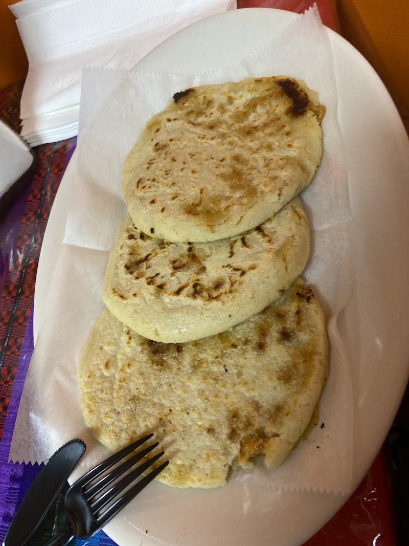 las morenitas restaruant mastic #2 photo 5