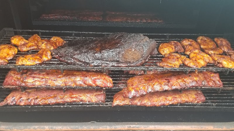 Laura's BBQ Waterfront Restaurant and Bar photo 2