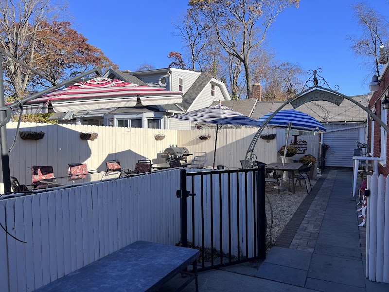 Laurel Road Cafe & Deli photo 4