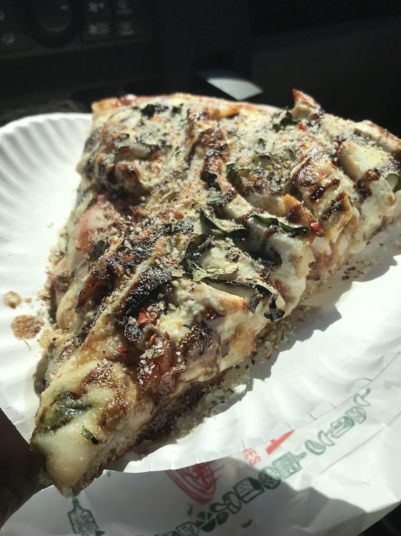 Lia's Pizzeria - Franklin Square photo 2