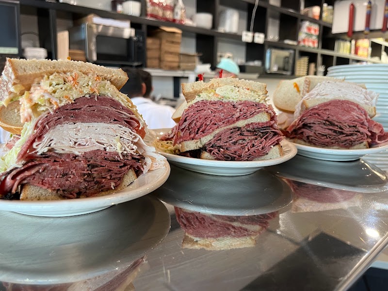 Lido Kosher Delicatessen photo 3