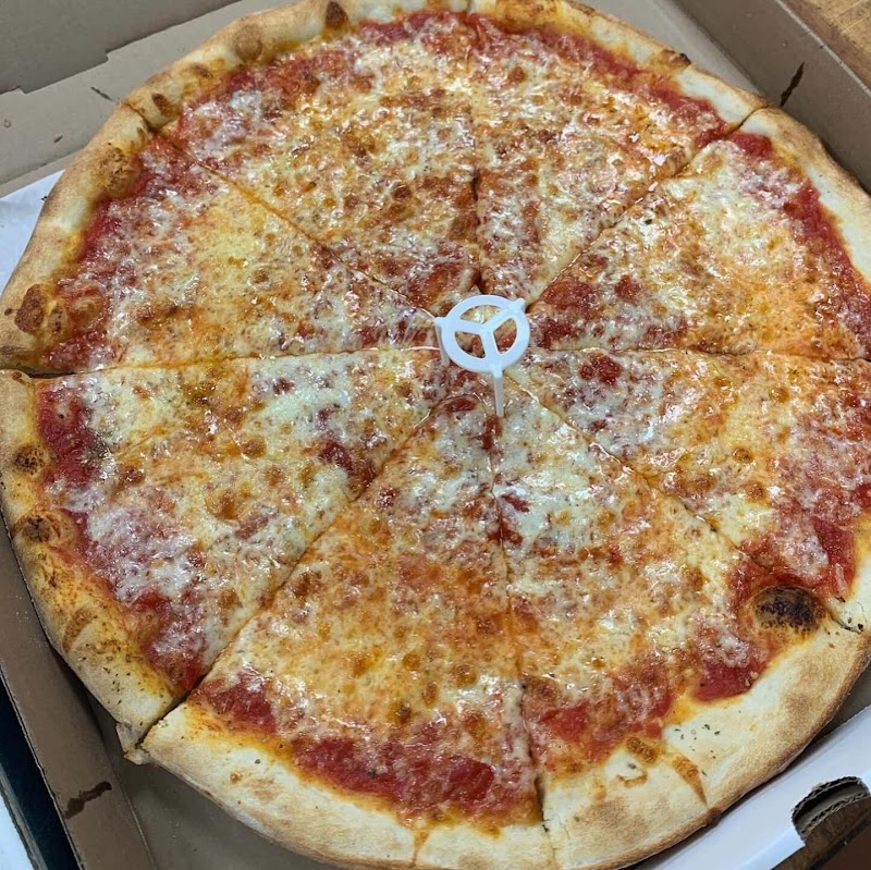 Linda's Riverside Pizzeria & Cafe photo 2