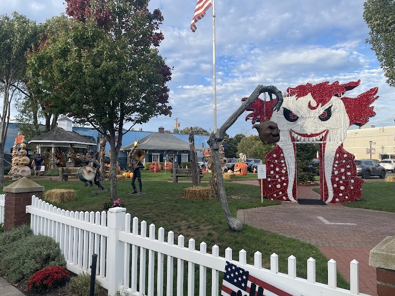 Lindenhurst Village Square Park and Gazebo photo 4