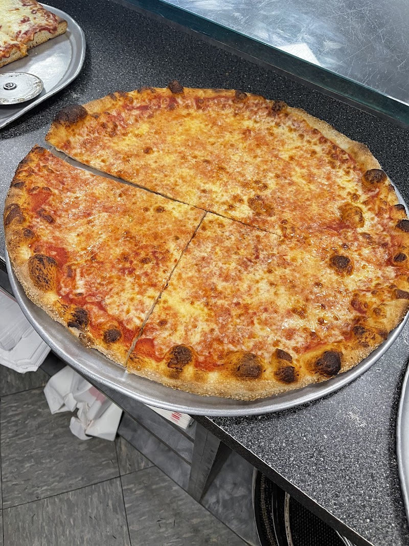 Lombardo's of Seaford Pizzeria photo 5