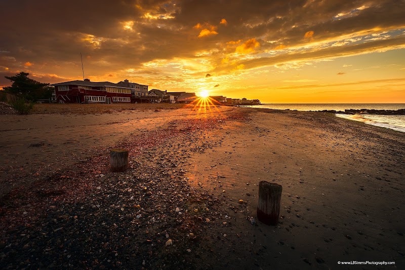 Long Beach, beach in Stratford
