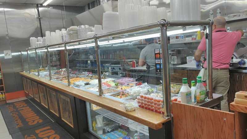 Los Primos Deli photo 4