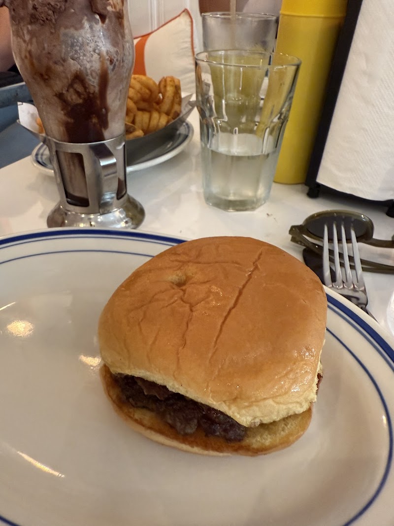 LT Burger Sag Harbor photo 4