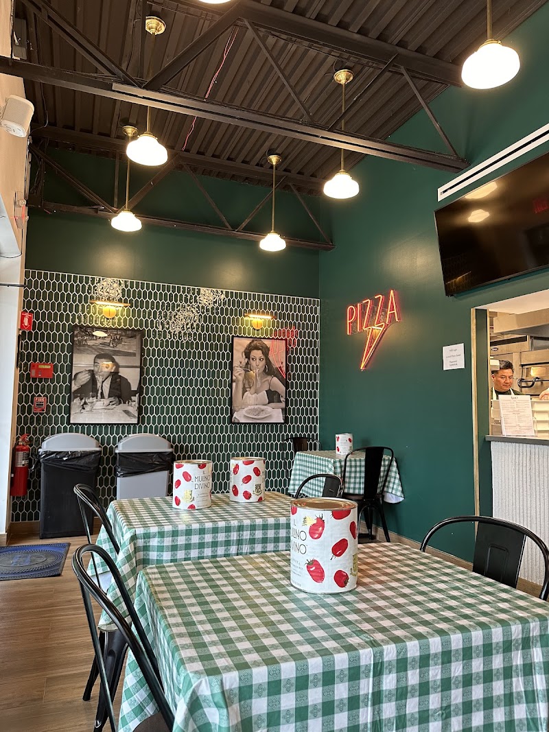 Luca’s Pizza photo 3