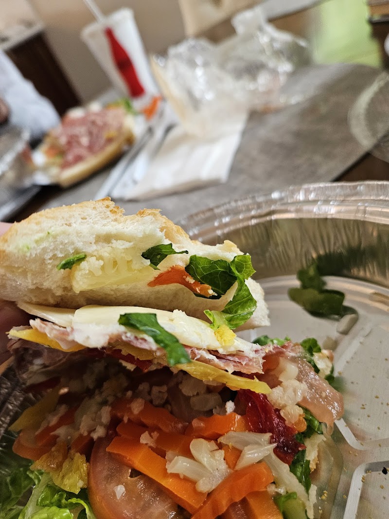 L’uccello Pizza & Italian Fare photo 4