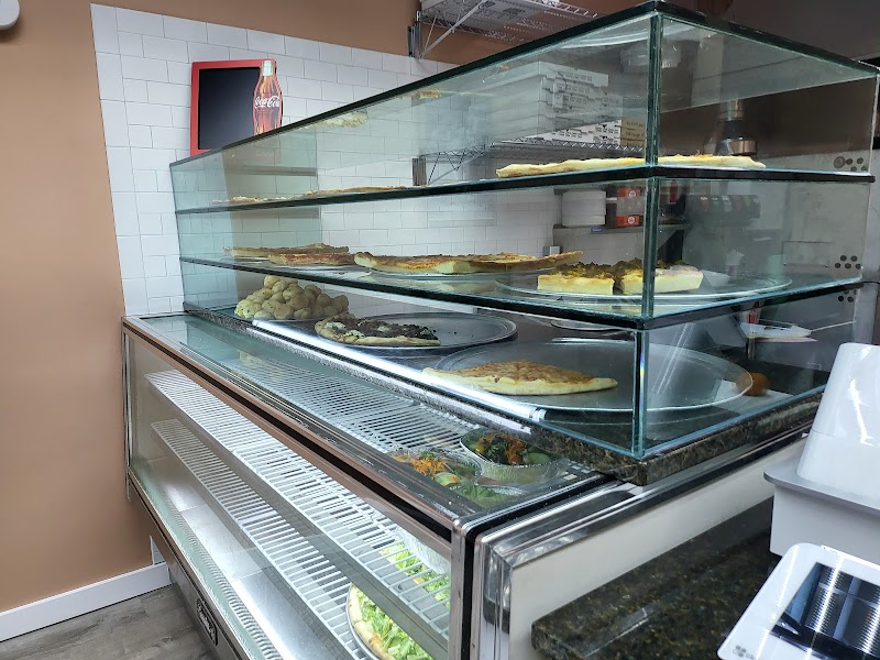 L’uccello Pizza & Italian Fare photo 5