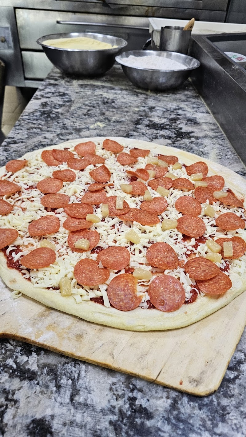 Luigi's Pizza photo 3