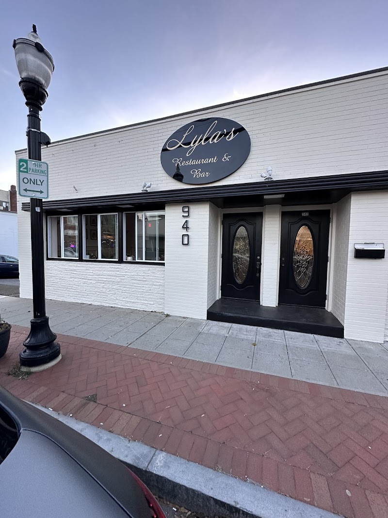 Lyla's Restaurant & Bar photo 4