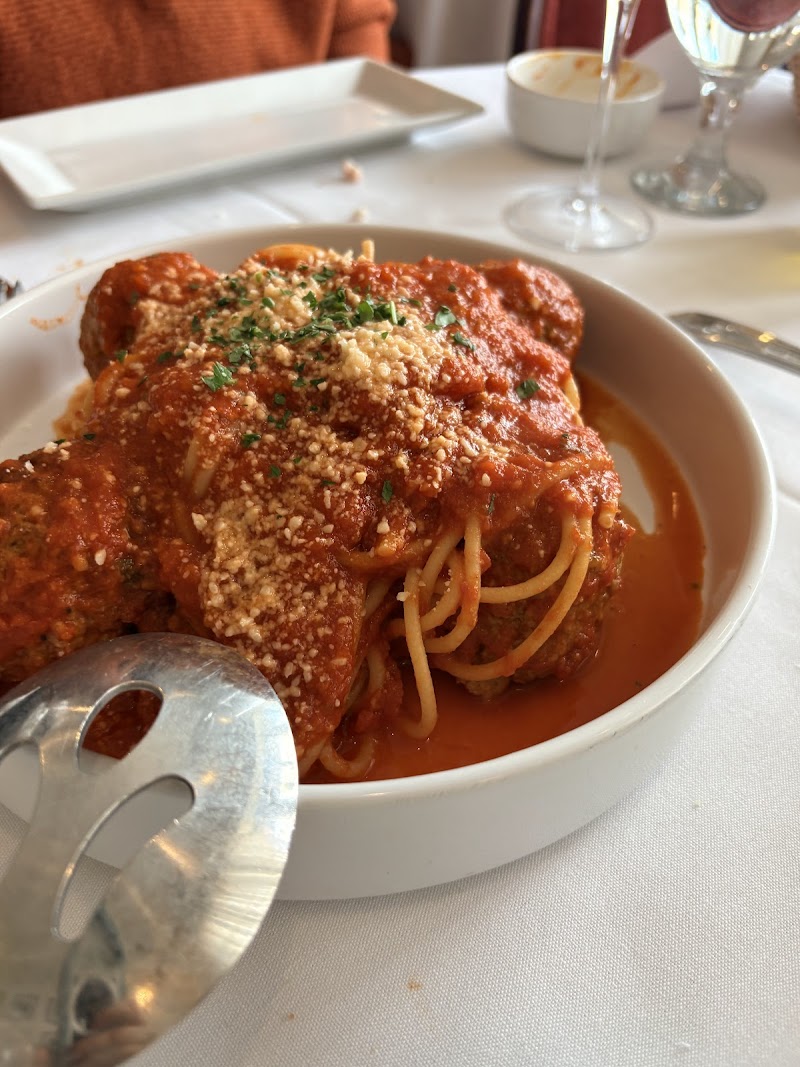 Lyla's Restaurant & Bar photo 5