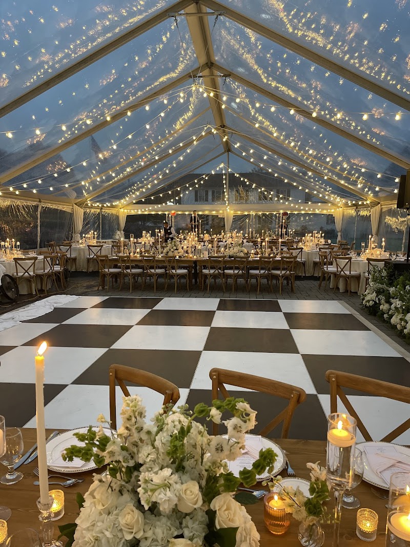 Magnif-A-Tent photo 2