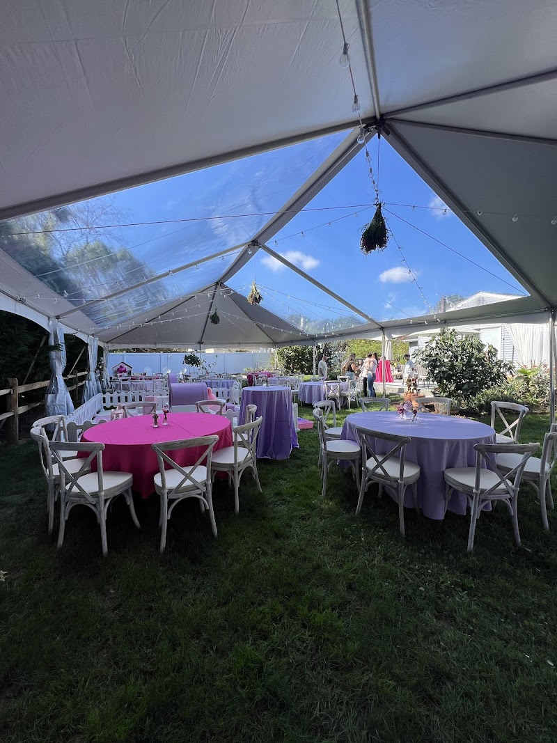 Magnif-A-Tent photo 3