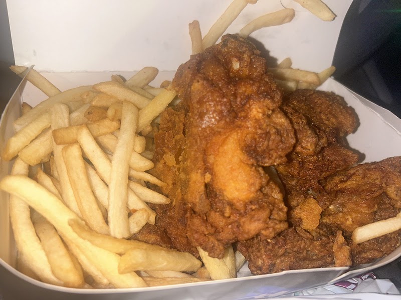 MAINPORT FISH&CHIPS photo 3