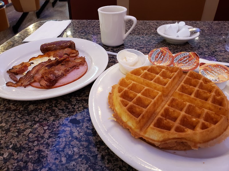 Majestic Diner photo 2