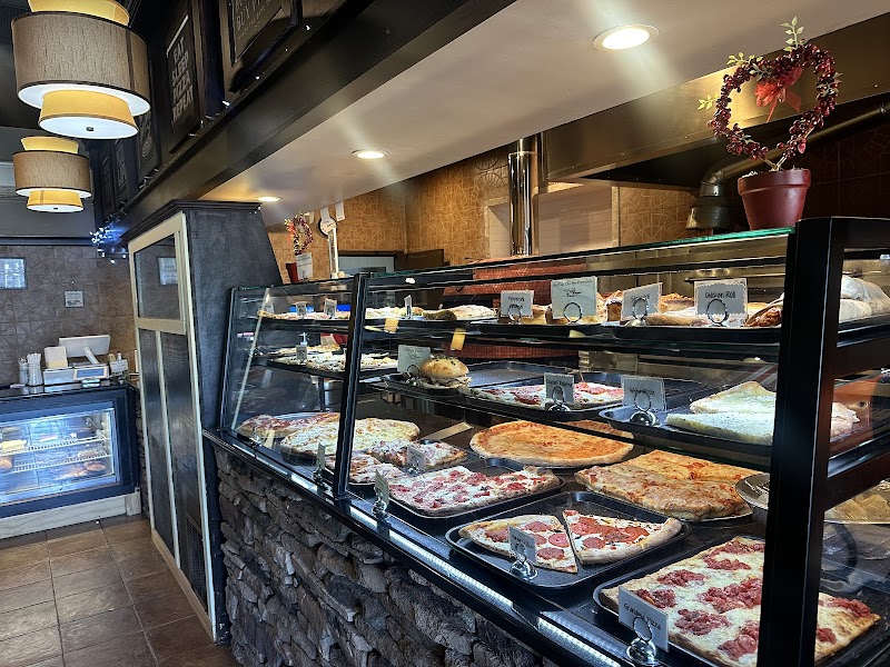 Mama Bella's Pizzeria & Restaurant photo 3