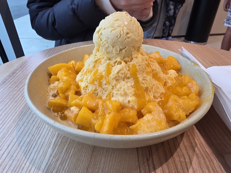 Mango Mango Dessert - Westbury photo 3
