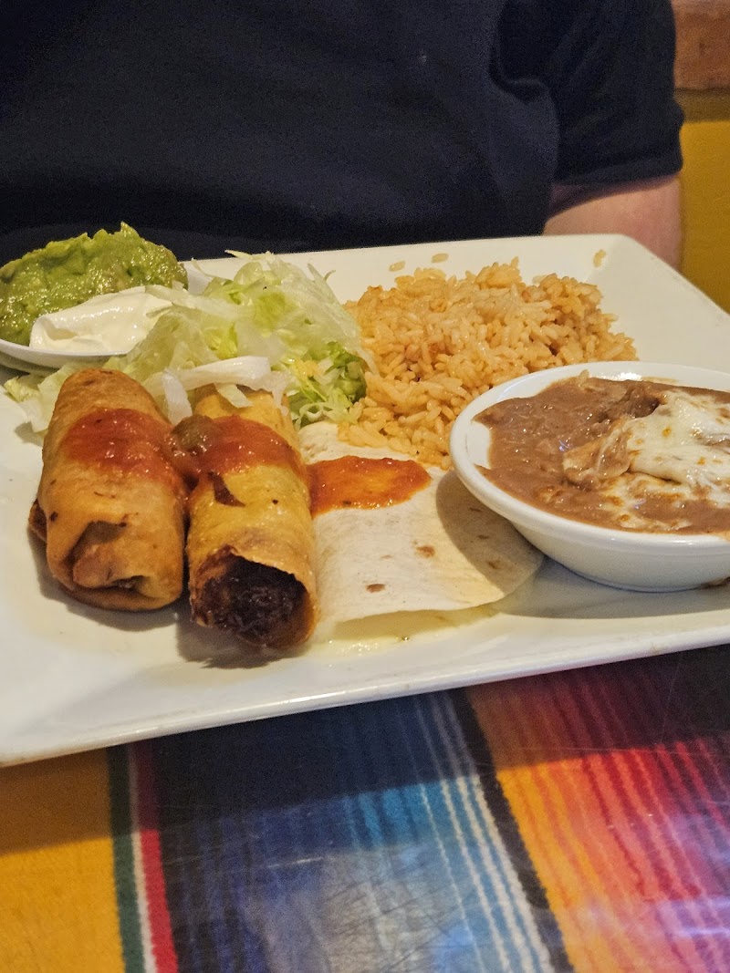 Mangoes Mexican Bar & Grill photo 3