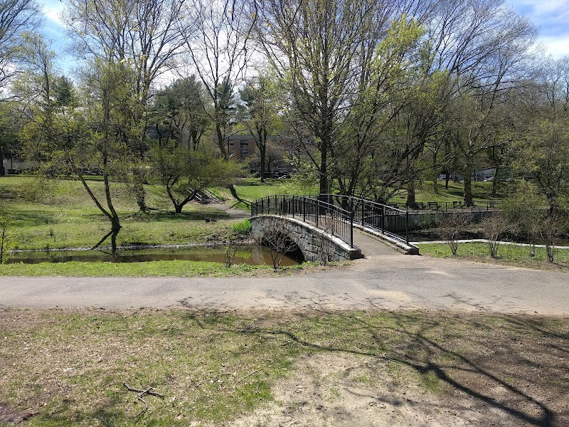 Manhasset Valley Park photo 5