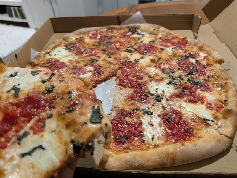 Mannino's Pizzeria Restaurant photo 3