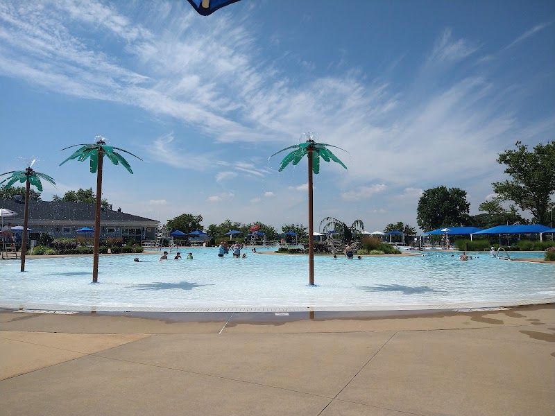 Manorhaven Beach Park & Pool photo 2