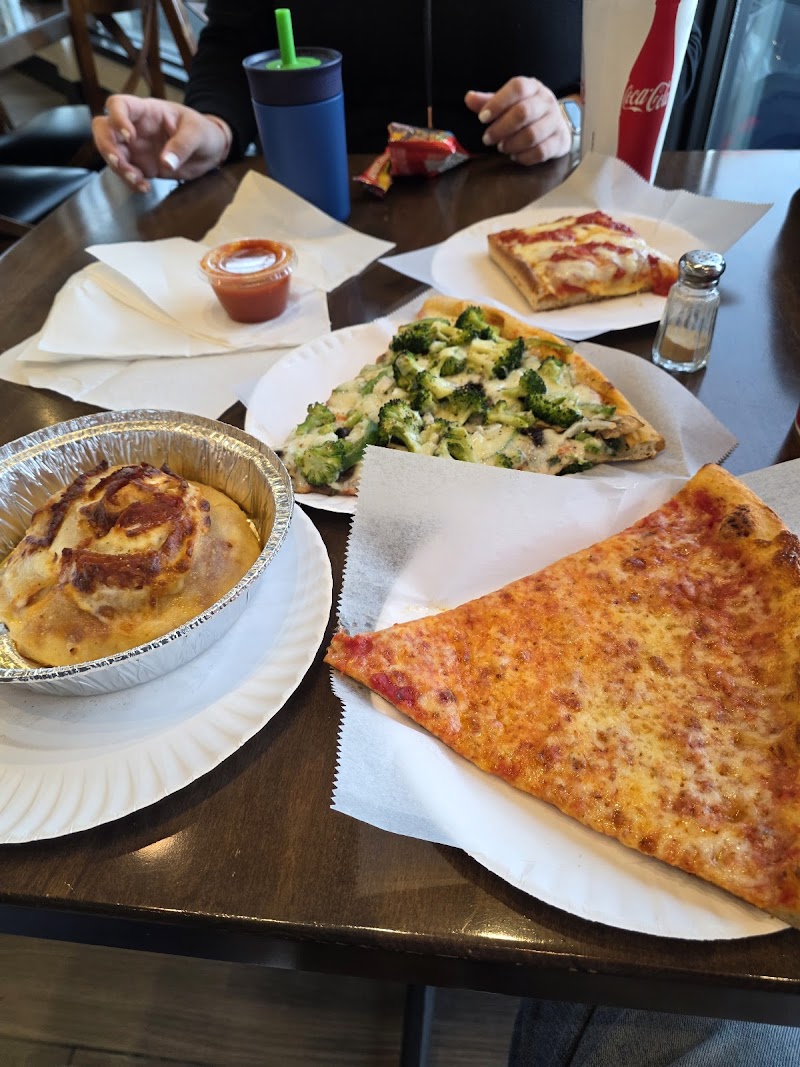 Mario's Pizzeria of Levittown photo 2