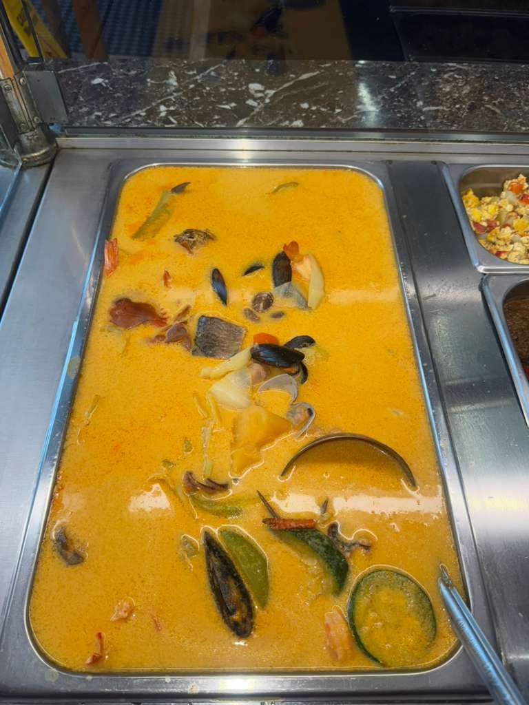 Mari's deli & grill photo 3