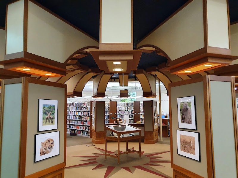 Mark Twain Library
