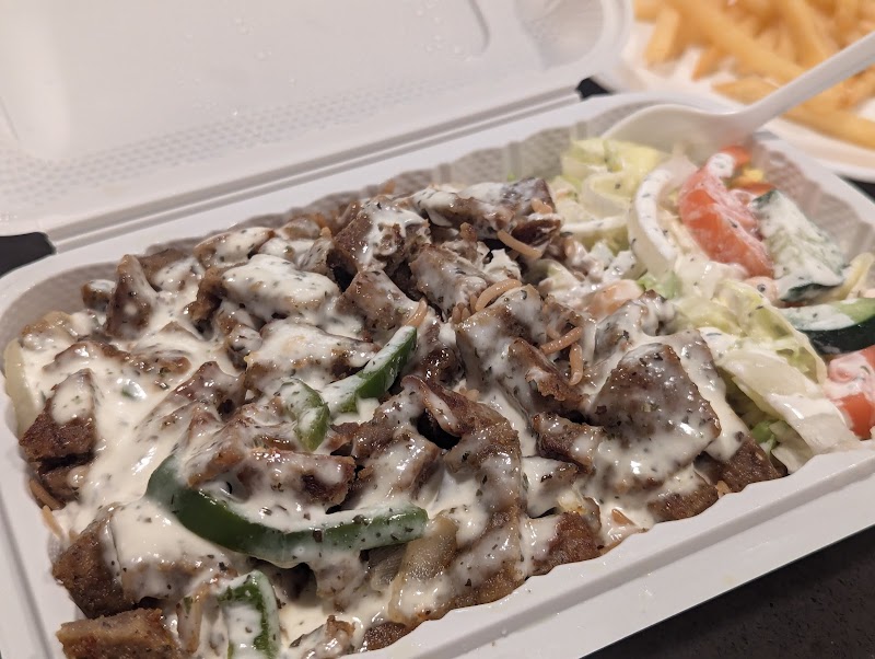 Mazadar Grill & Catering photo 1