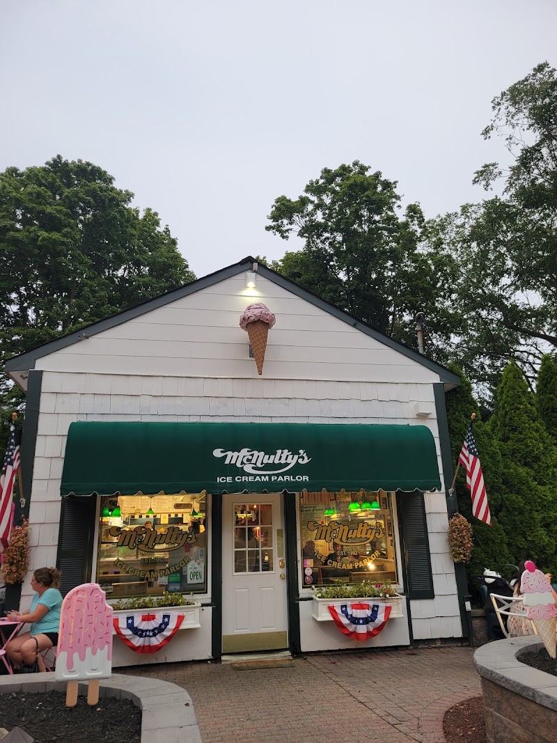 McNulty's Ice Cream Parlor photo 4