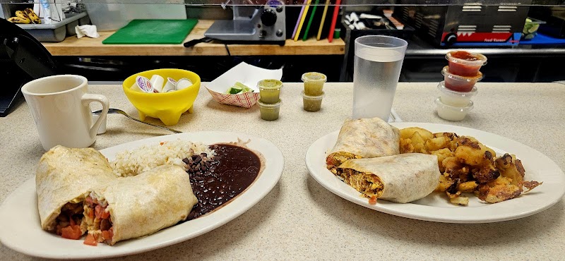 Melania’s Main Street Diner photo 2