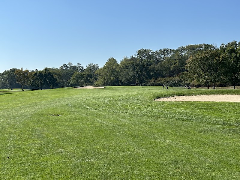 Merrick Golf Course photo 1