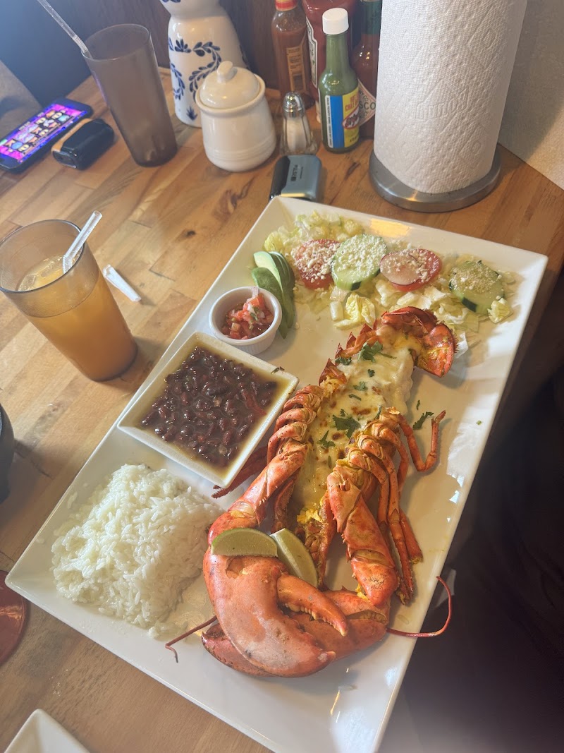 Mi pueblo Restaurant 2 photo 2