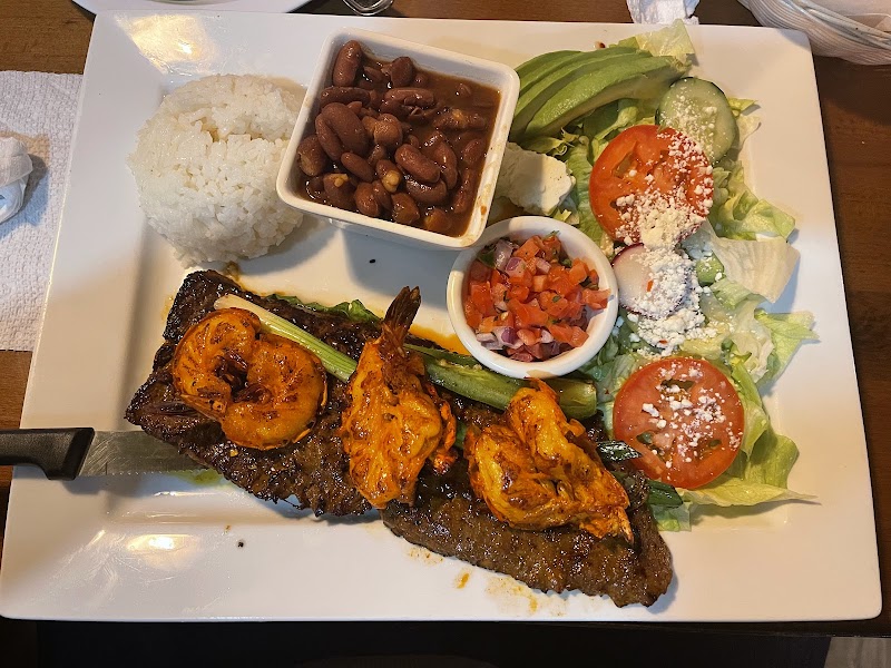 Mi pueblo Restaurant 2 photo 3