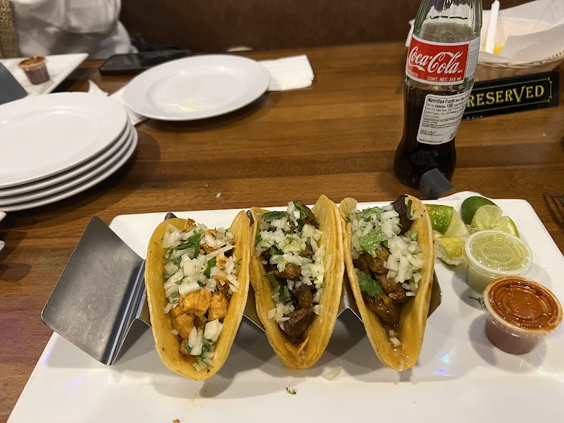 Mi Pueblo Restaurant photo 4