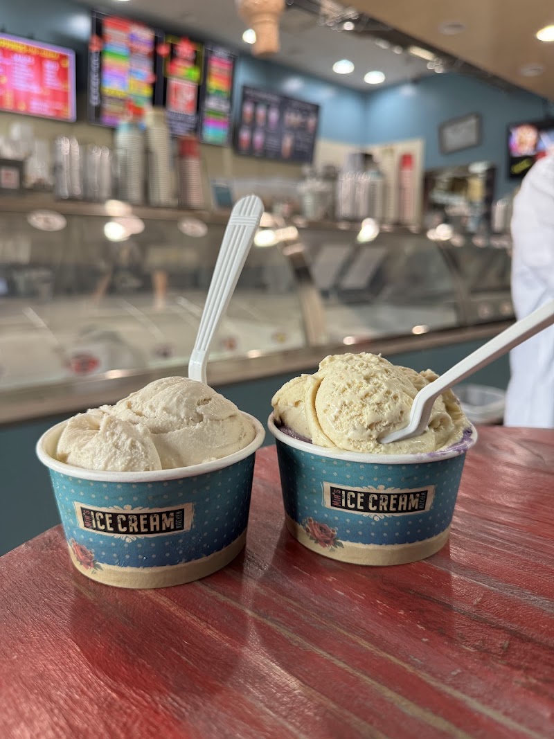 Mia's Ice Cream Kitchen photo 4