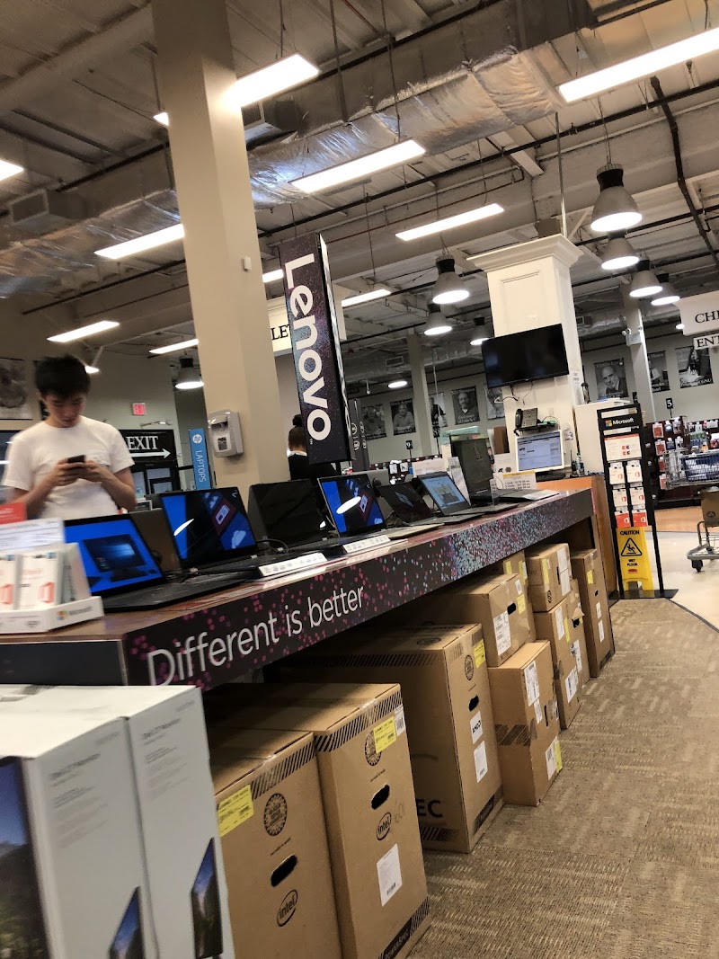 Micro Center photo 5