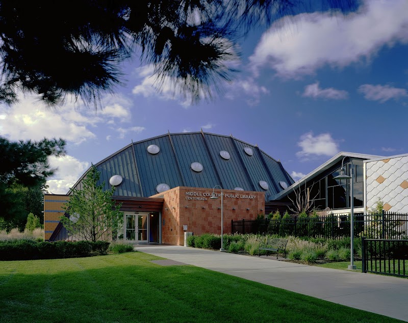 Middle Country Public Library Centereach Building photo 3