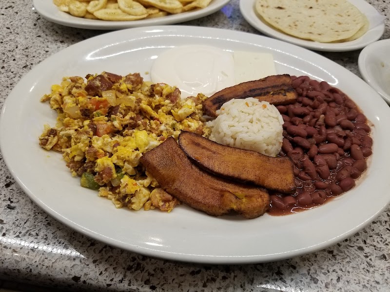 MigueleΓ±o Restaurant photo 3