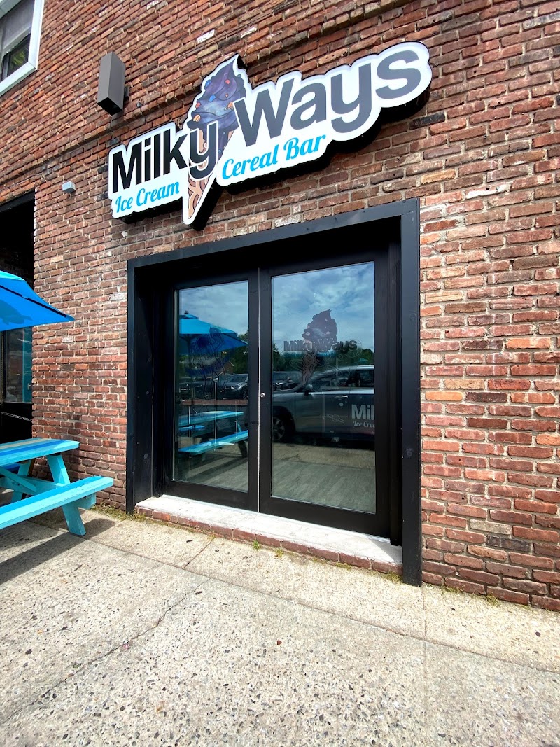 MilkyWays Ice Cream & Cereal Bar photo 4