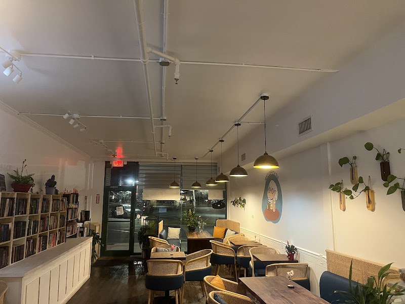 Mimi's Coffee, Bubble Tea & Bakery Commack Long Island photo 2