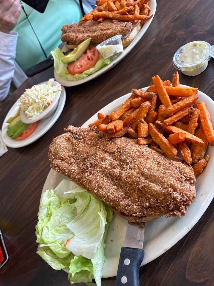 Mitchell's Diner-Restaurant photo 2