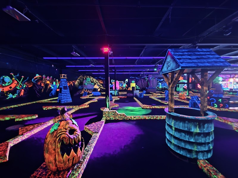 Monster Mini Golf Garden City photo 3