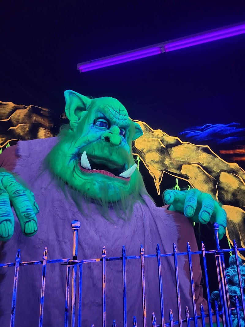 Monster Mini Golf Garden City photo 4