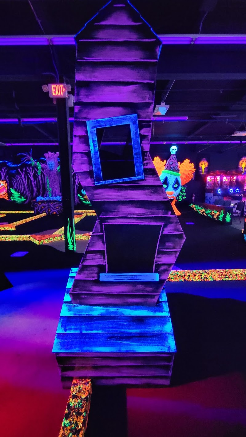 Monster Mini Golf Garden City photo 5