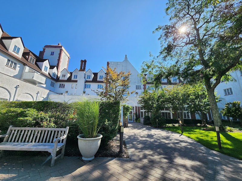 Montauk Manor photo 5