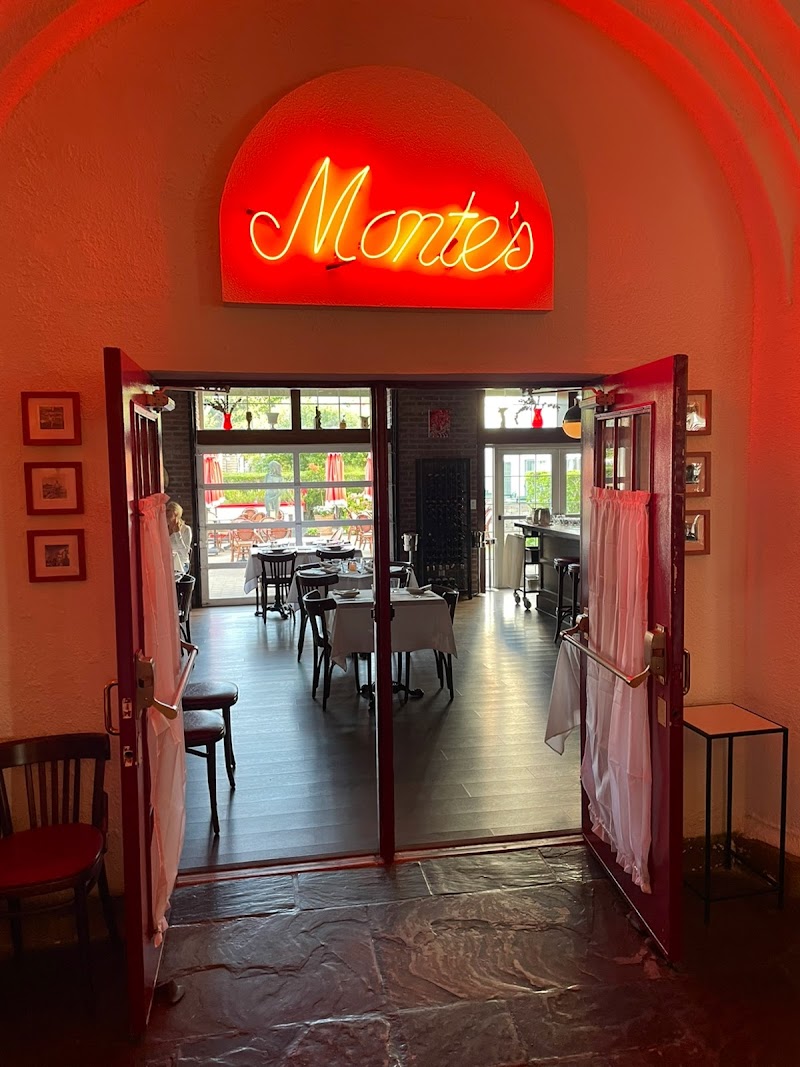 Monte's At the Manor photo 1