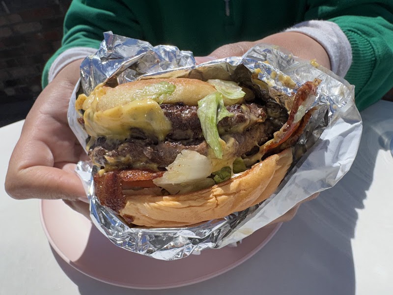Moo Burger - Island Park photo 3